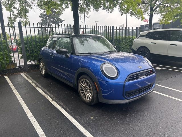 2025 Mini Cooper Hardtop S photo 3