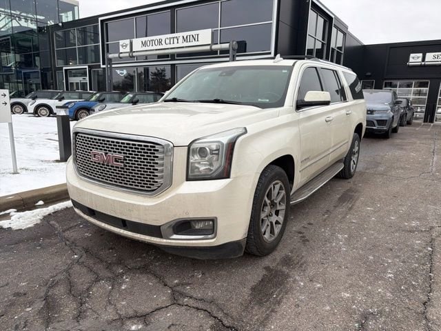 2015 GMC Yukon XL Denali's photo
