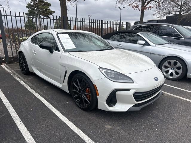 2025 Subaru BRZ tS photo 3