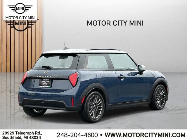 2025 Mini Cooper Signature photo 3