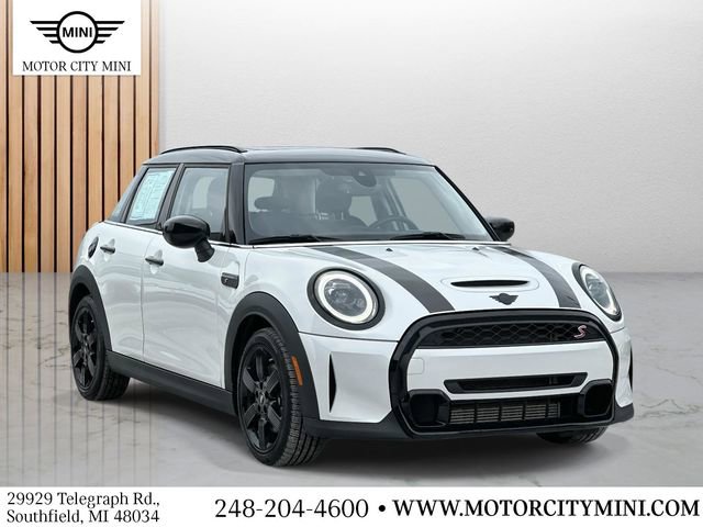 2023 MINI Hardtop 4 Door