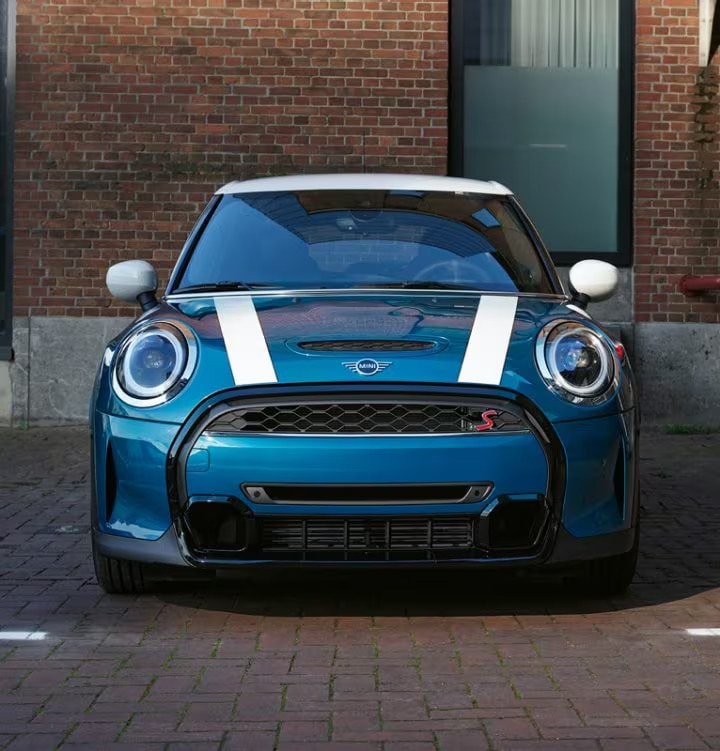 Mini cooper 2024 4 door electric