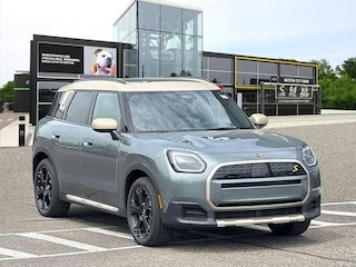 2025 MINI Countryman Signature Plus SUV