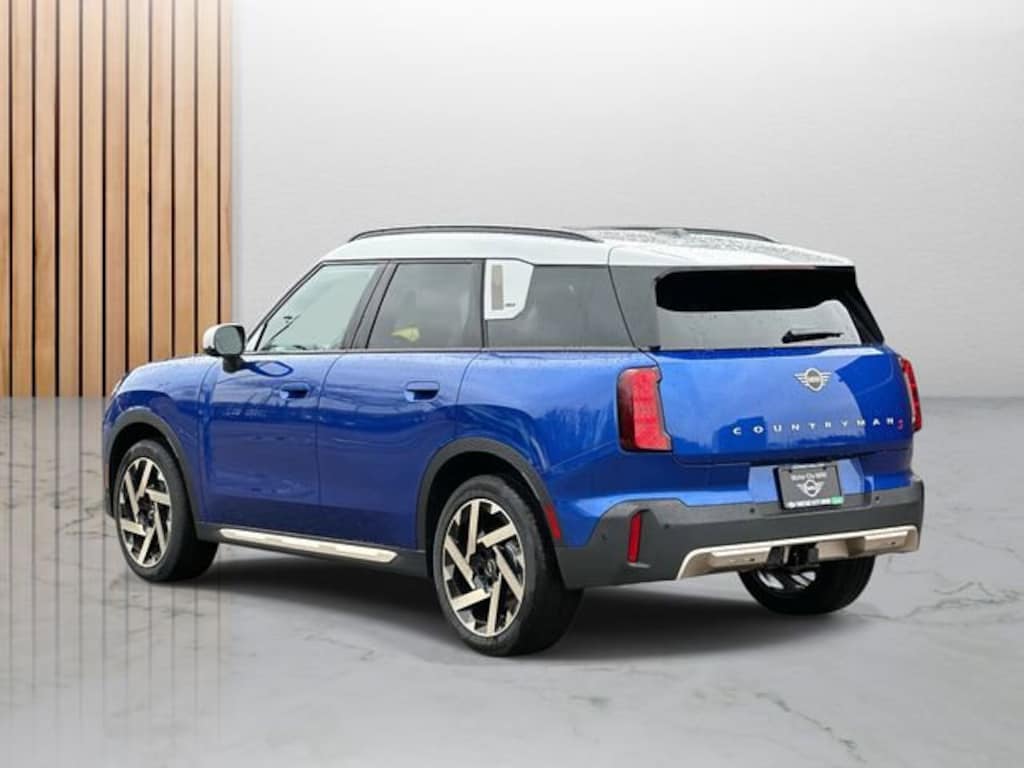 New 2026 MINI Countryman Iconic SUV