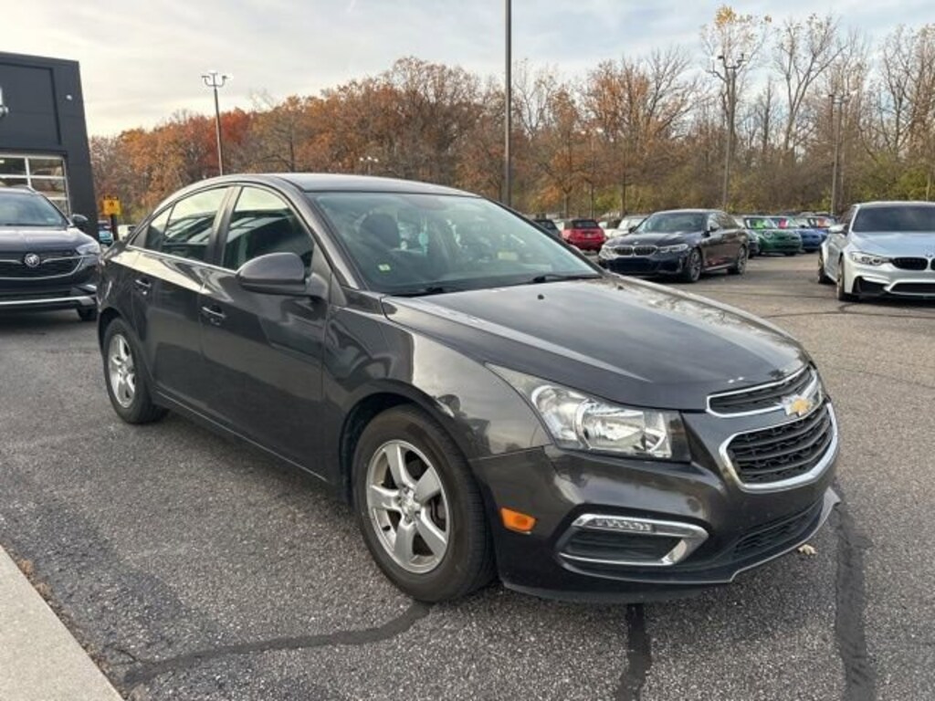 Used 2016 Chevrolet Cruze Limited 1LT Sedan