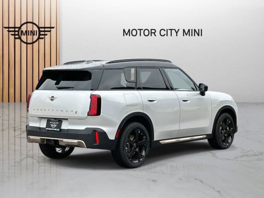 New 2026 MINI Countryman Iconic SUV