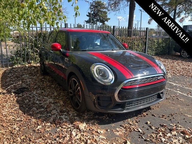 2019 Mini Cooper ALL4 Iconic photo 3