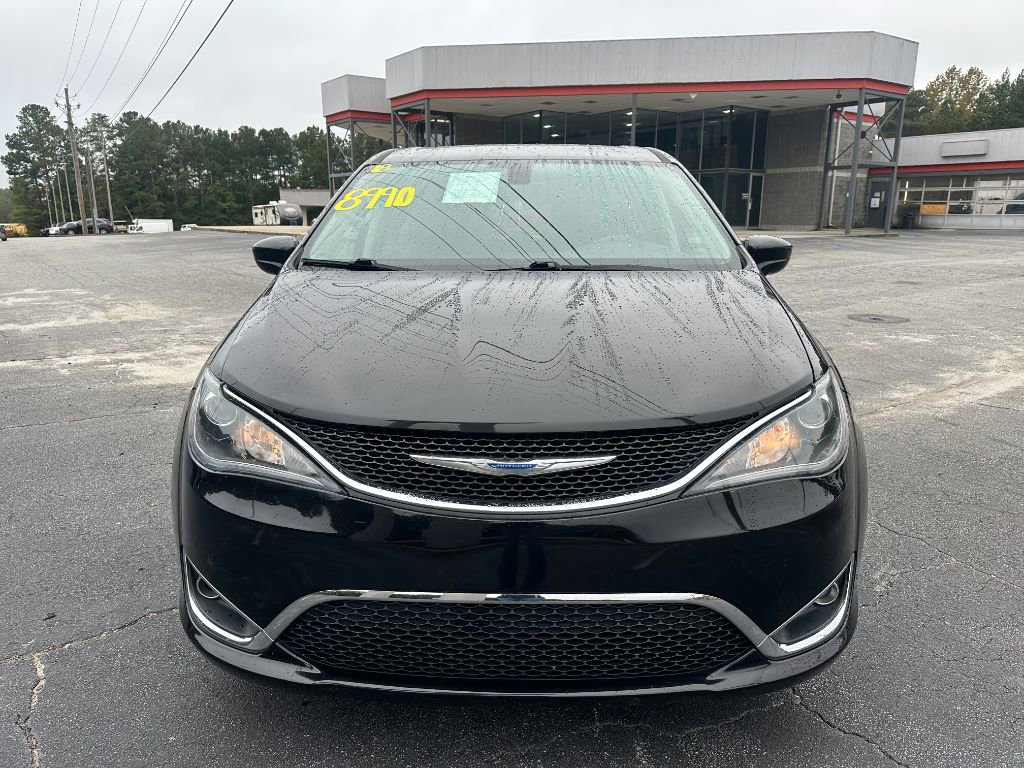 2018 Chrysler Pacifica Touring Plus photo 2