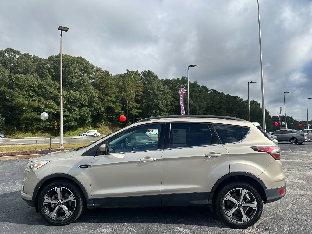2017 Ford Escape SE photo 4