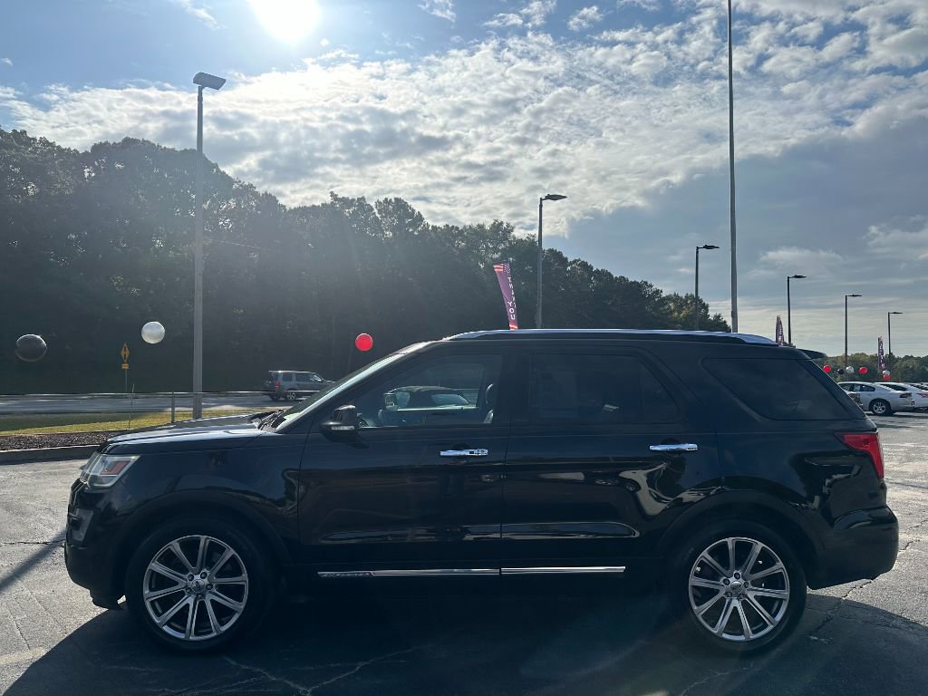 2017 Ford Explorer Limited photo 4