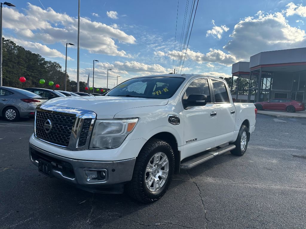 2017 Nissan Titan SV