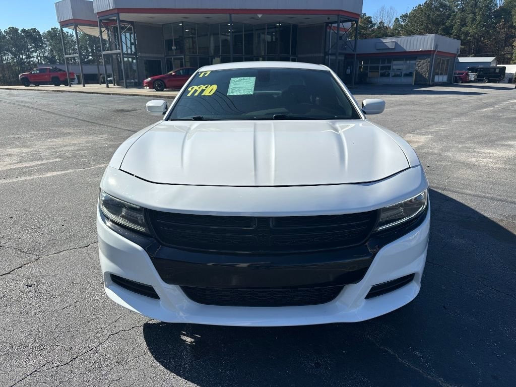 Used 2017 Dodge Charger SXT Sedan