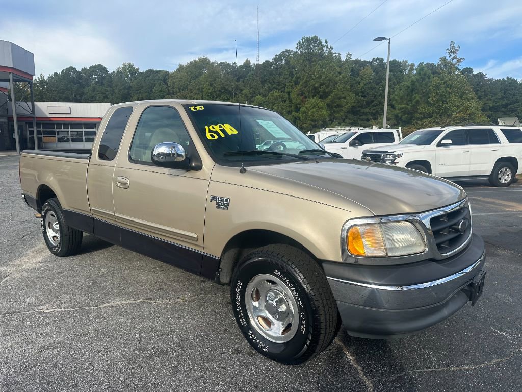 2000 Ford F-150 XLT photo 3