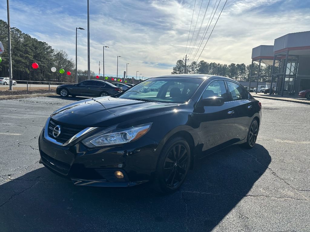 2017 Nissan Altima SV's photo