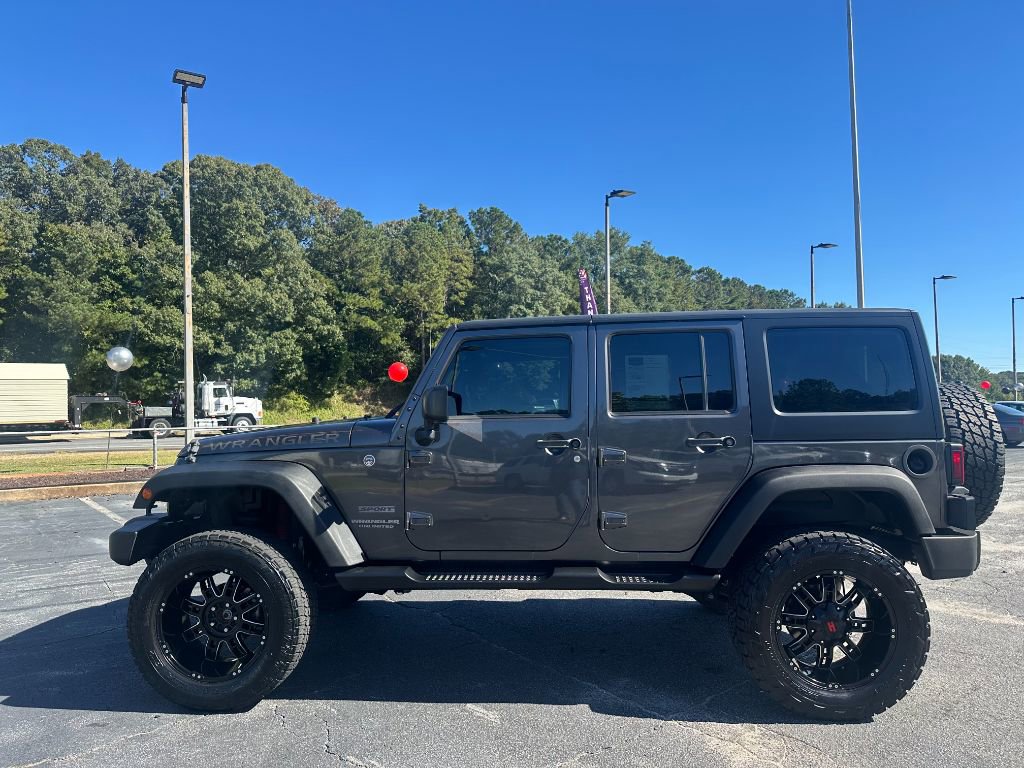 2016 Jeep Wrangler Unlimited Sport photo 4