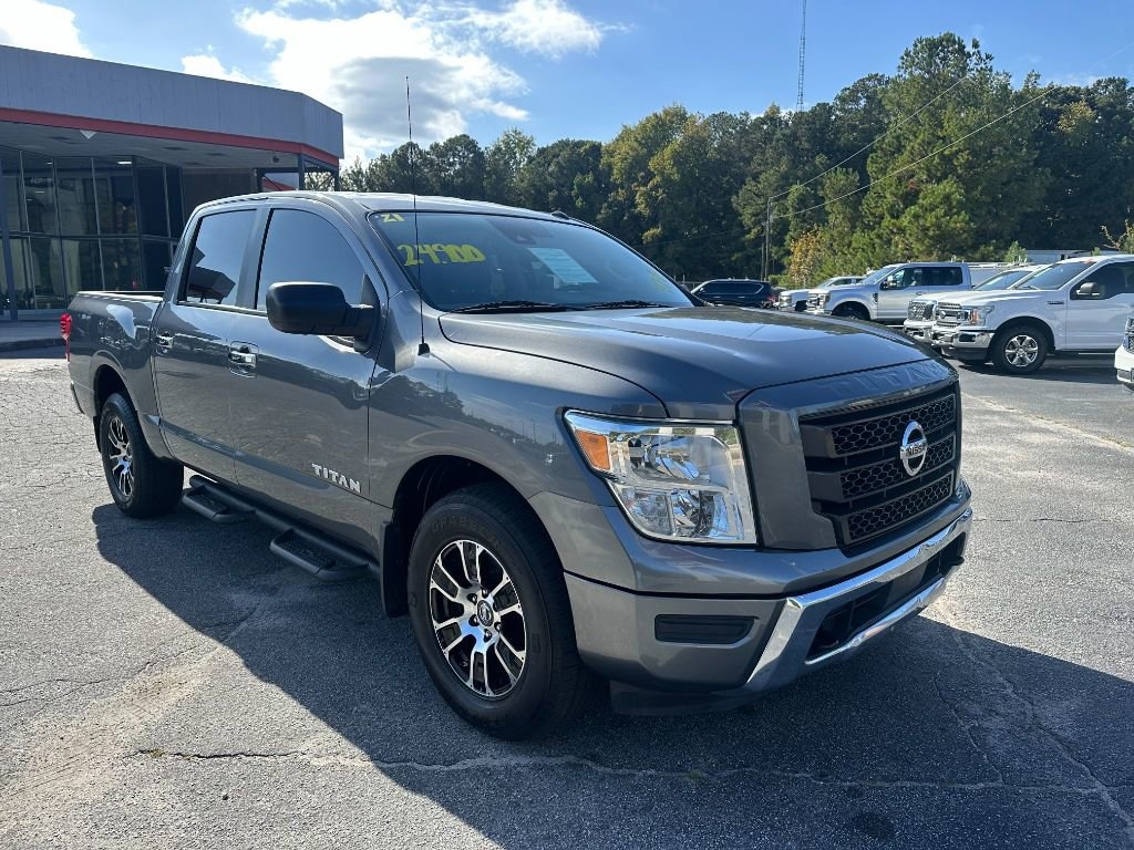 Used 2021 Nissan Titan SV 4WD Truck Crew Cab
