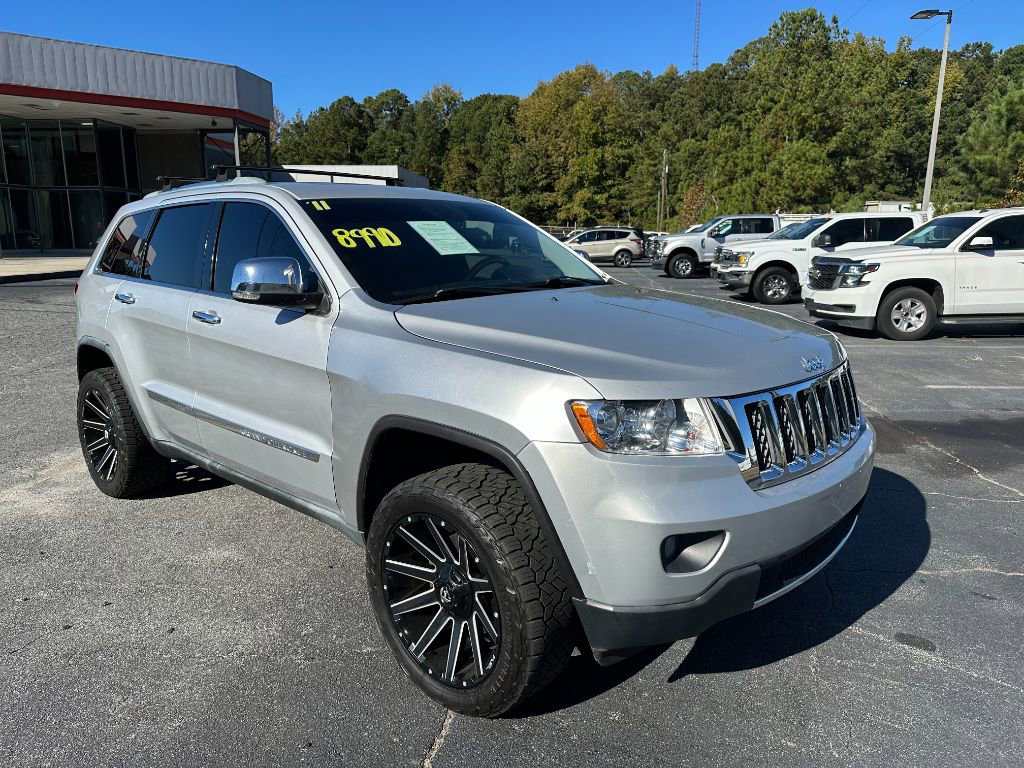 2011 Jeep Grand Cherokee Overland photo 3