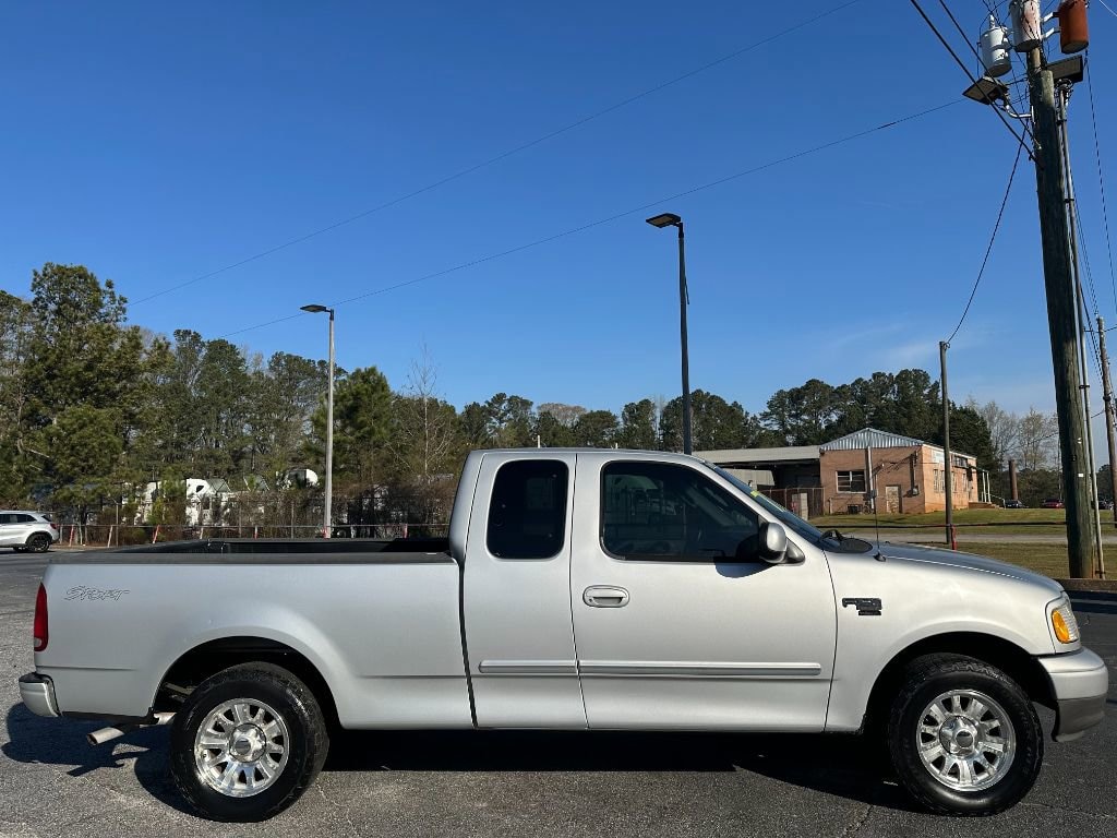 Used 2002 Ford F-150 XLT Truck Super Cab
