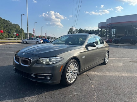 2015 BMW 528i Luxury Sedan