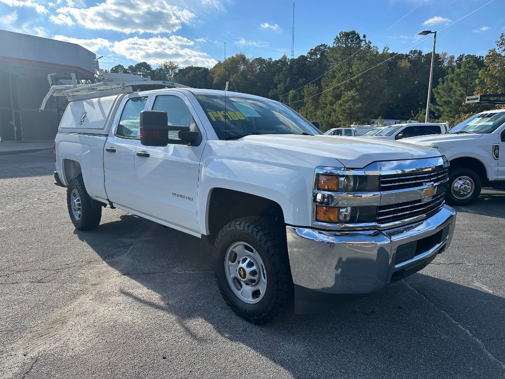 2018 Chevrolet Silverado 2500HD photo 3
