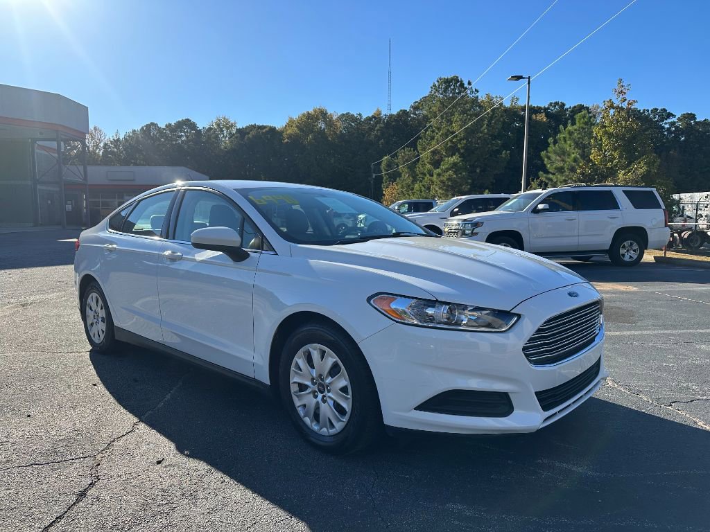 2014 Ford Fusion S photo 3