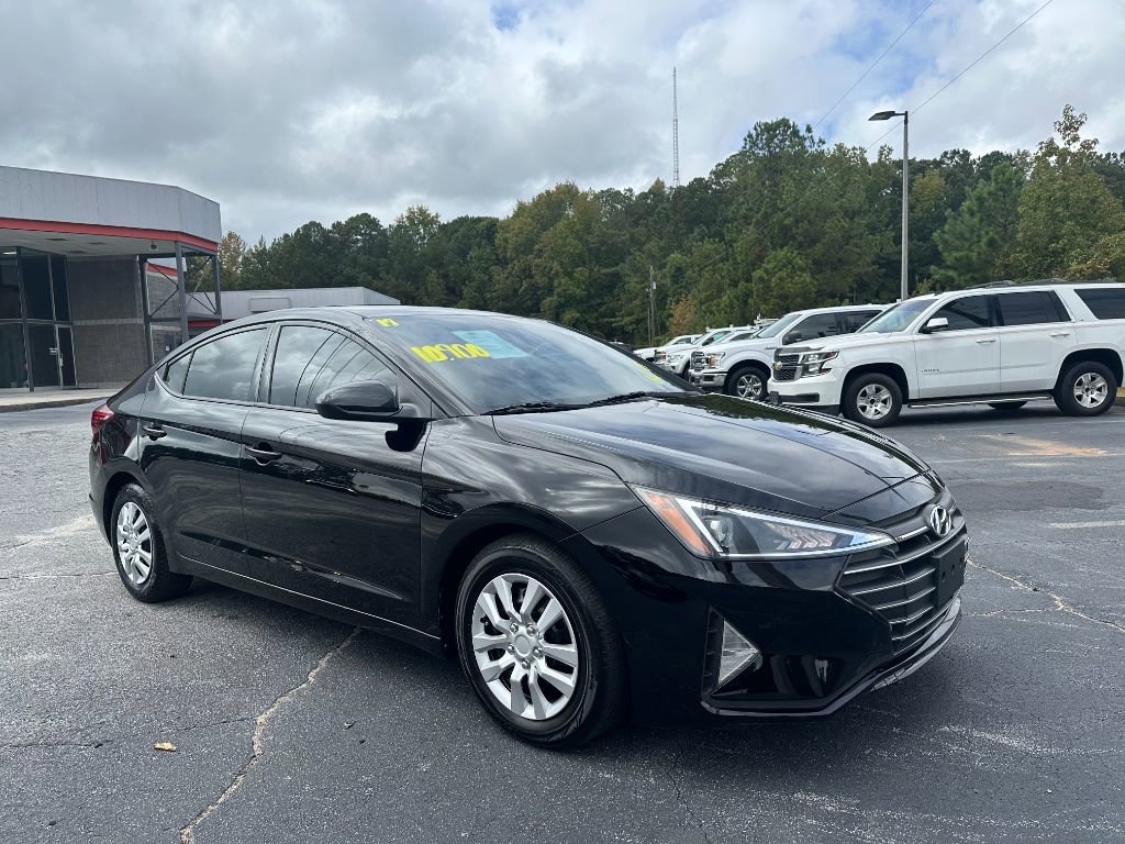 2019 Hyundai Elantra SE photo 3