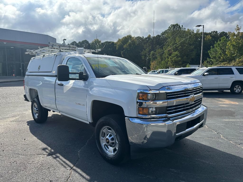 2015 Chevrolet Silverado 2500HD photo 2