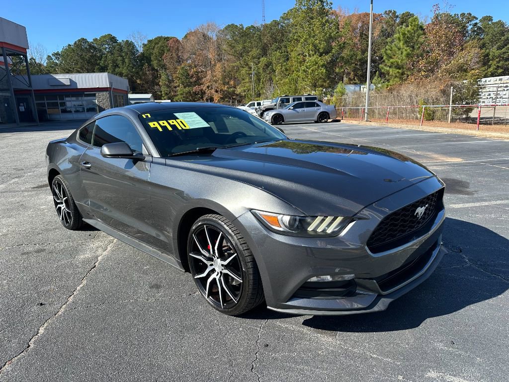 2017 Ford Mustang V6 photo 3