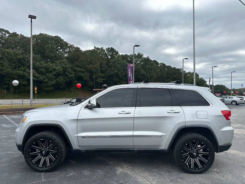 2011 Jeep Grand Cherokee Overland photo 4