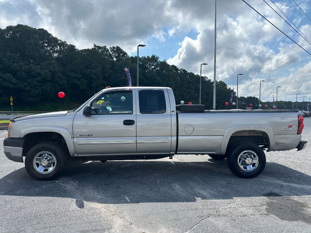 2004 Chevrolet Silverado 2500HD LT photo 4