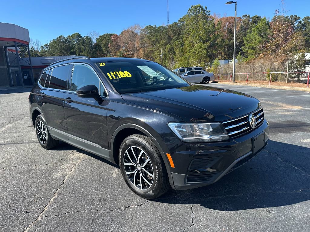 2021 Volkswagen Tiguan SE photo 3