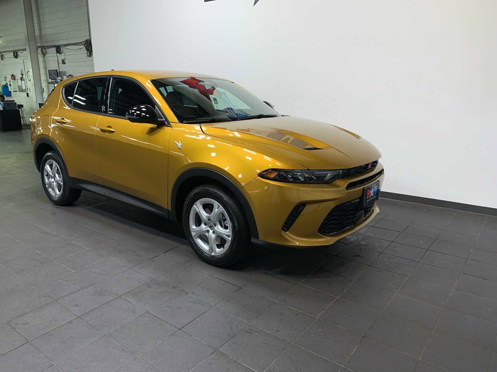 2025 Dodge Hornet GT photo 2