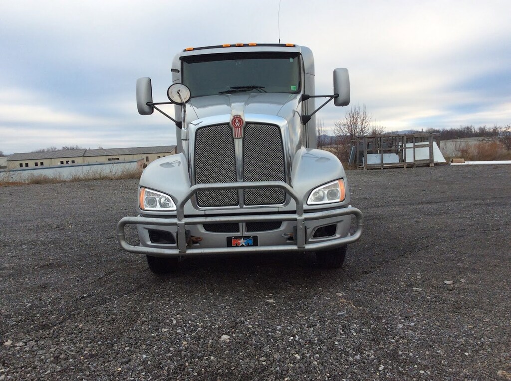 Used 2016 Kenworth T660