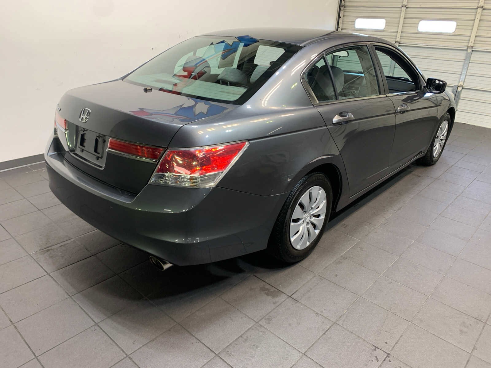 2011 Honda Accord LX photo 2