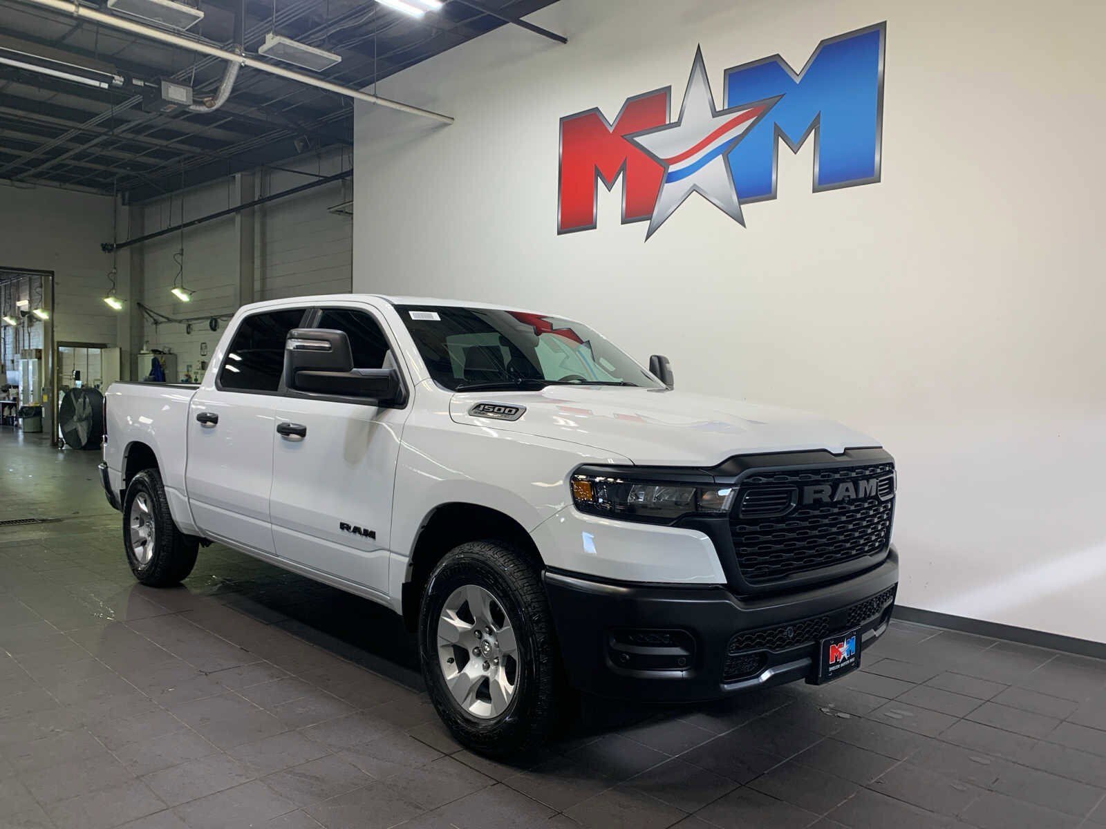 2026 Ram 1500 Tradesman photo 2