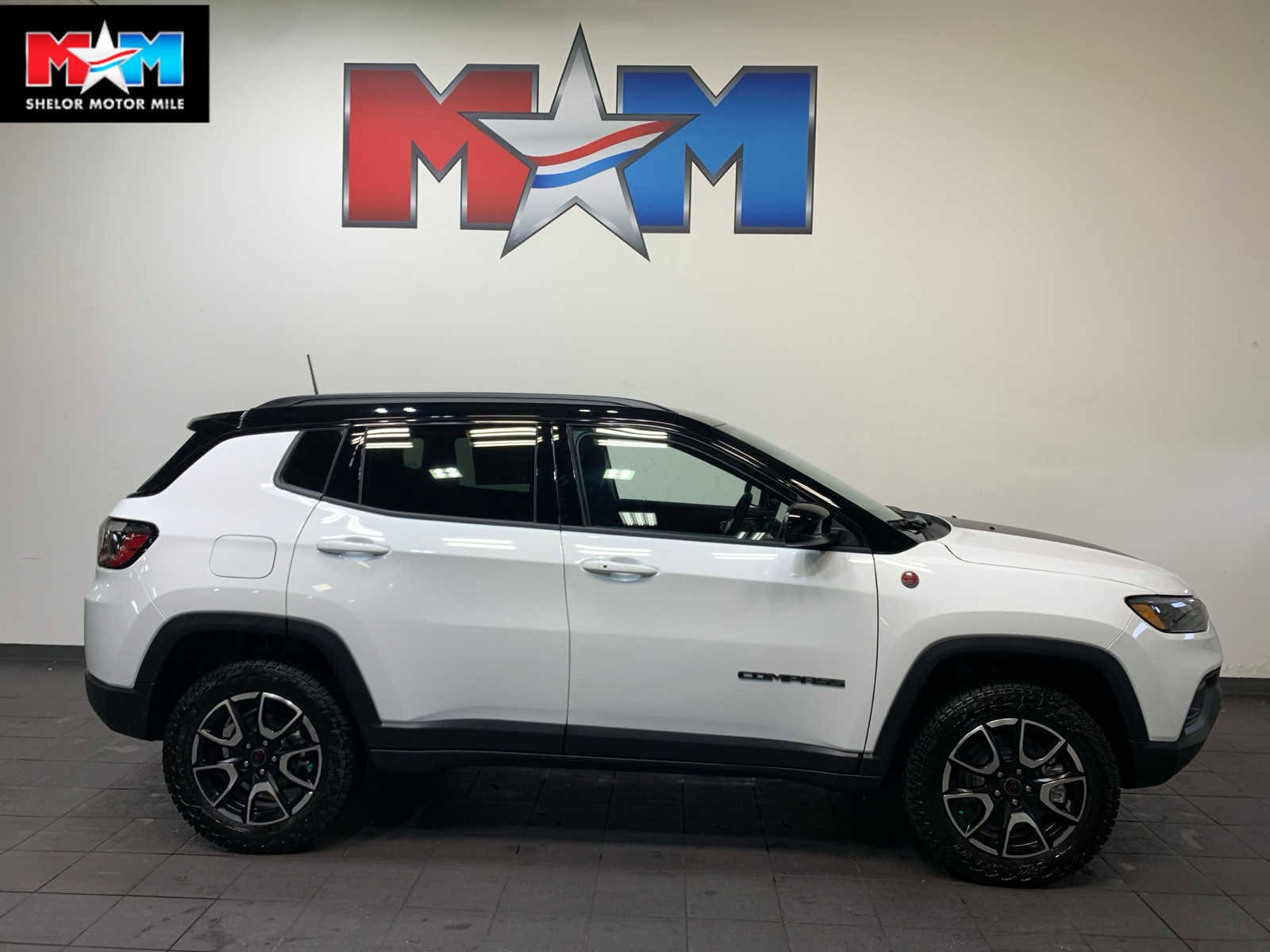 2026 Jeep Compass Trailhawk's photo