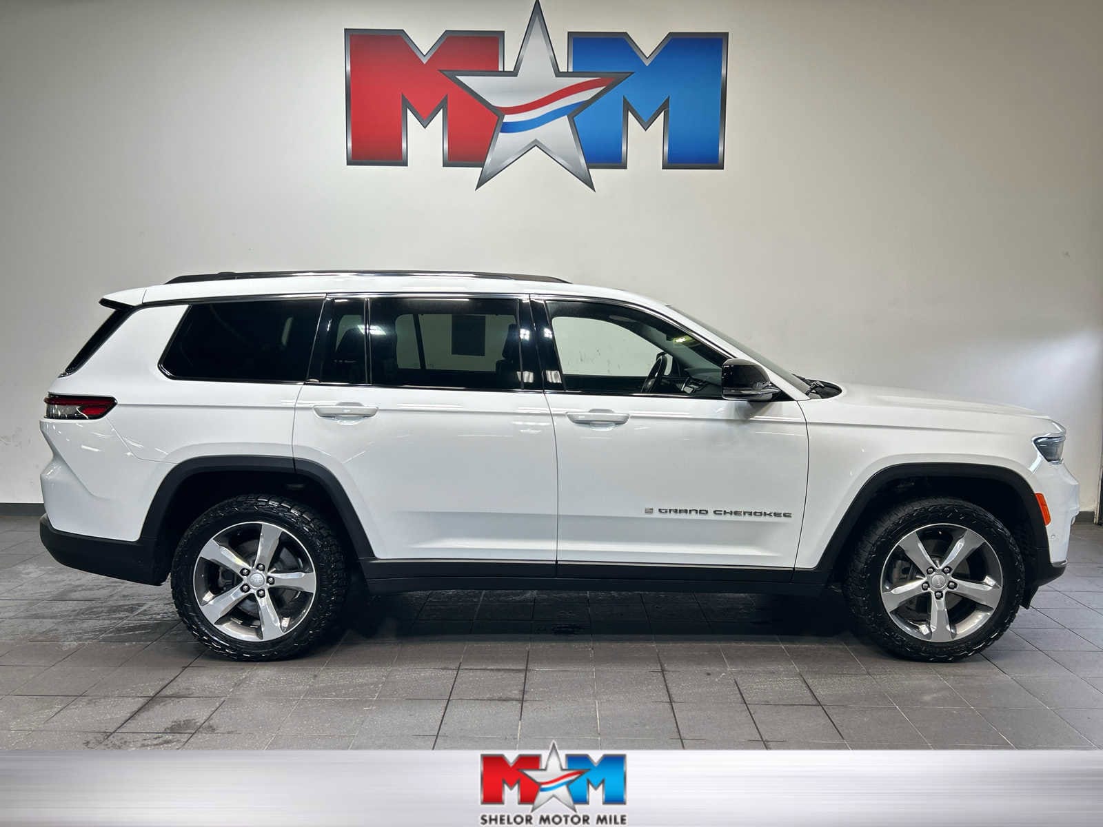 2021 Jeep Grand Cherokee L Limited's photo