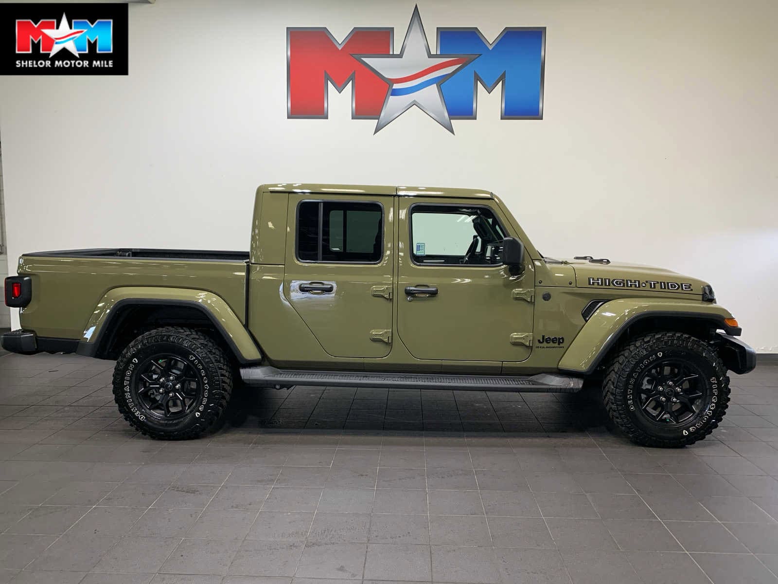 2025 Jeep Gladiator High Tide's photo