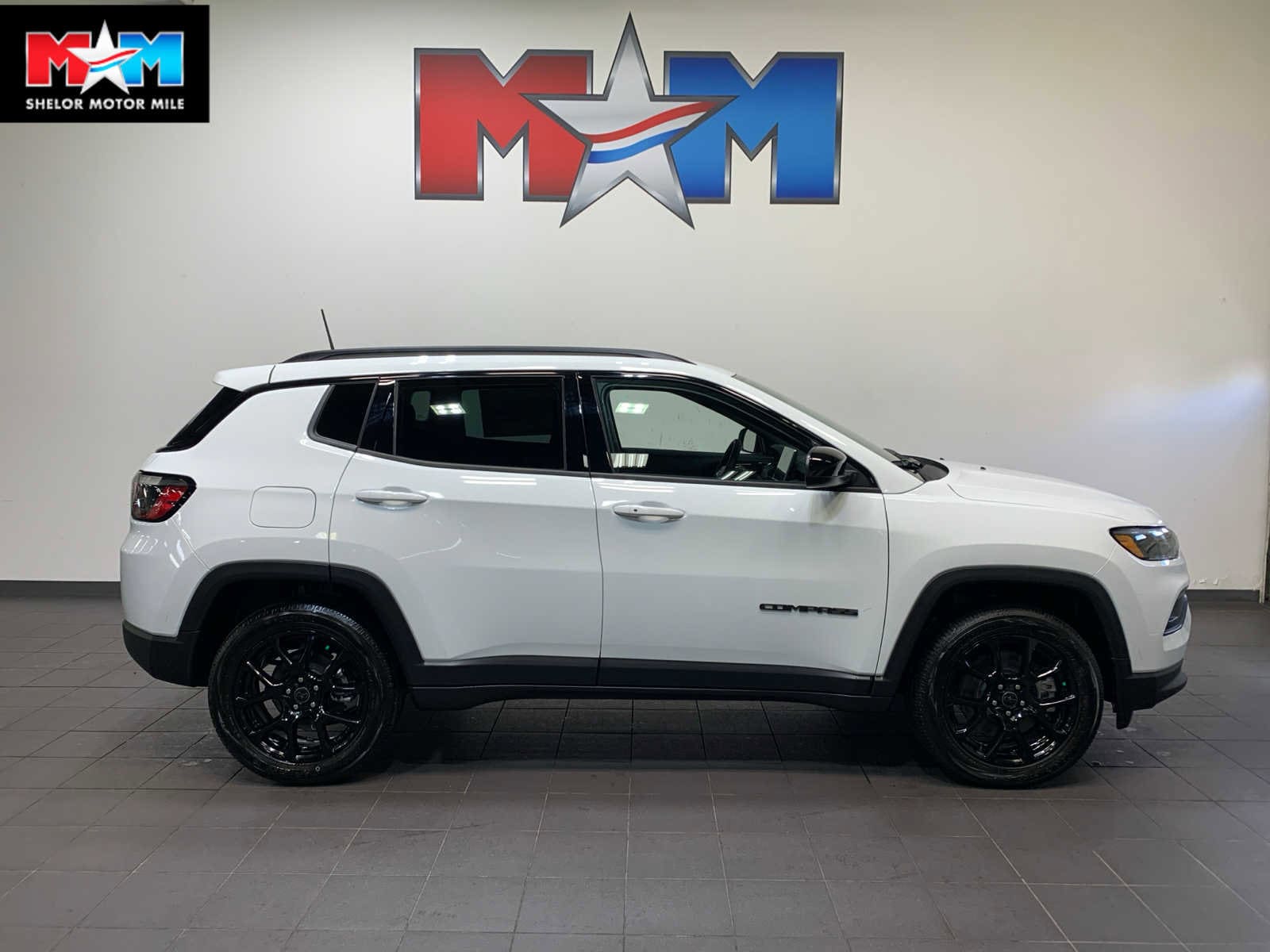 2026 Jeep Compass Altitude's photo