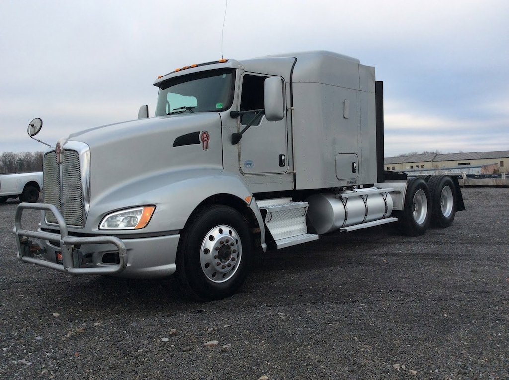 Used 2016 Kenworth T660