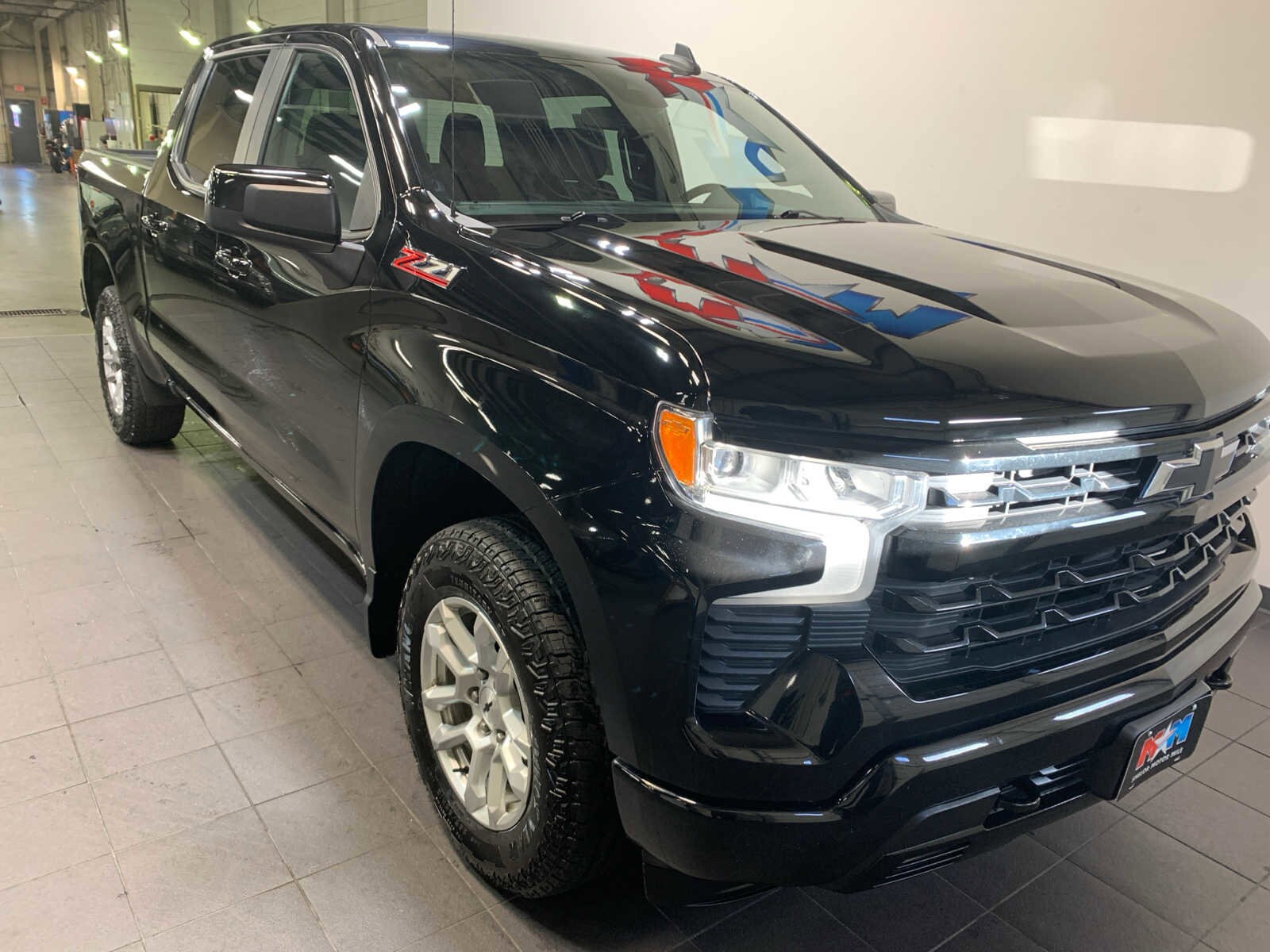 2022 Chevrolet Silverado 1500 RST photo 2