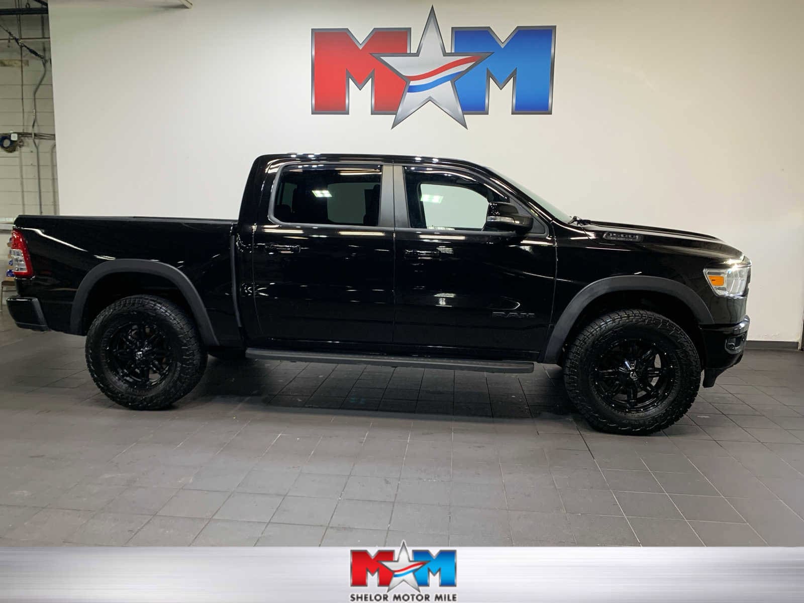 2019 Ram 1500 Truck Crew Cab 