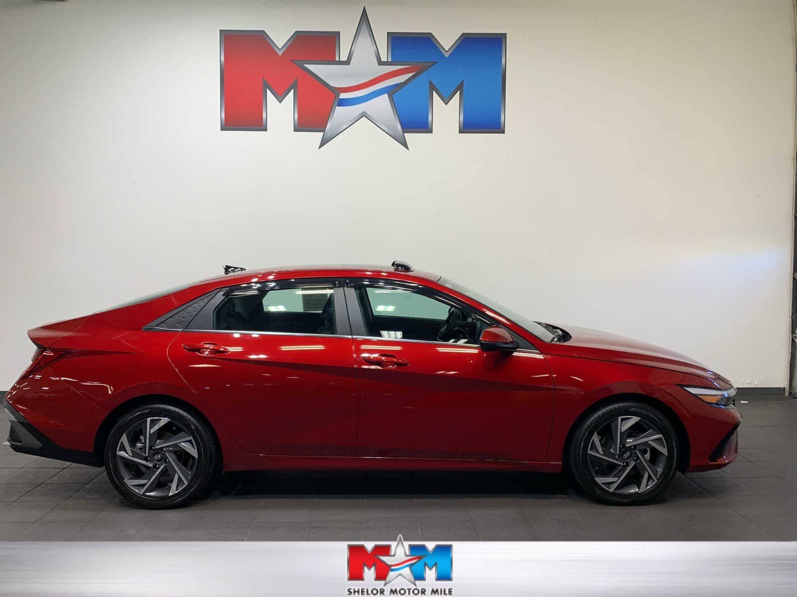 2025 Hyundai Elantra Limited's photo