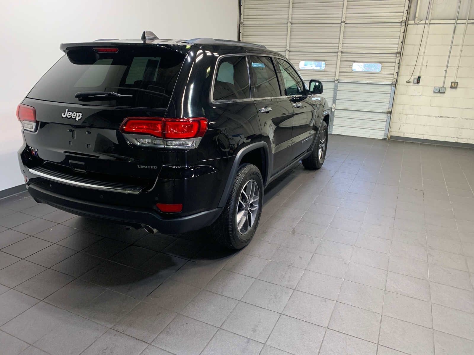 2021 Jeep Grand Cherokee Limited photo 3