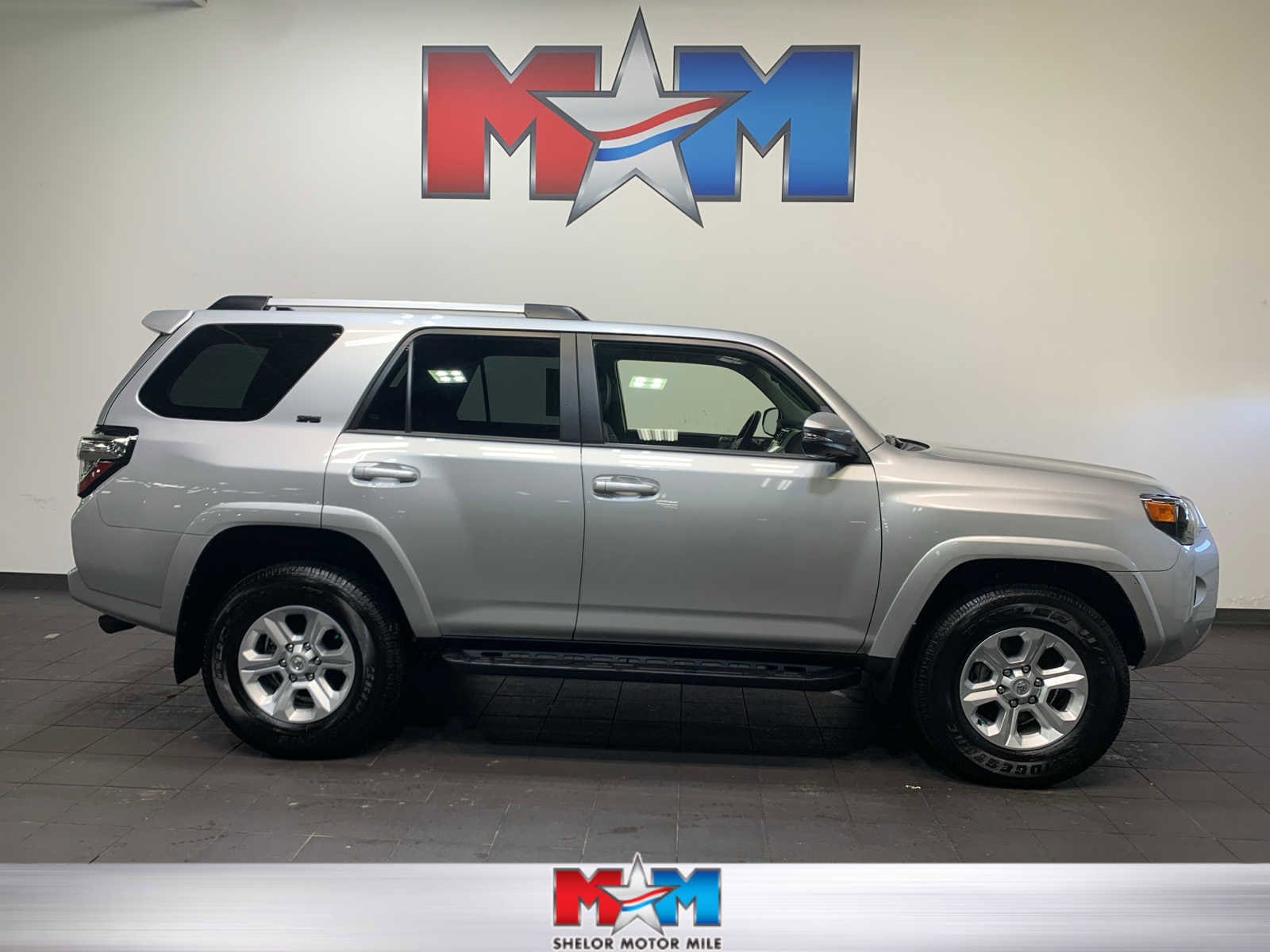 2024 Toyota 4Runner SR5 Premium's photo