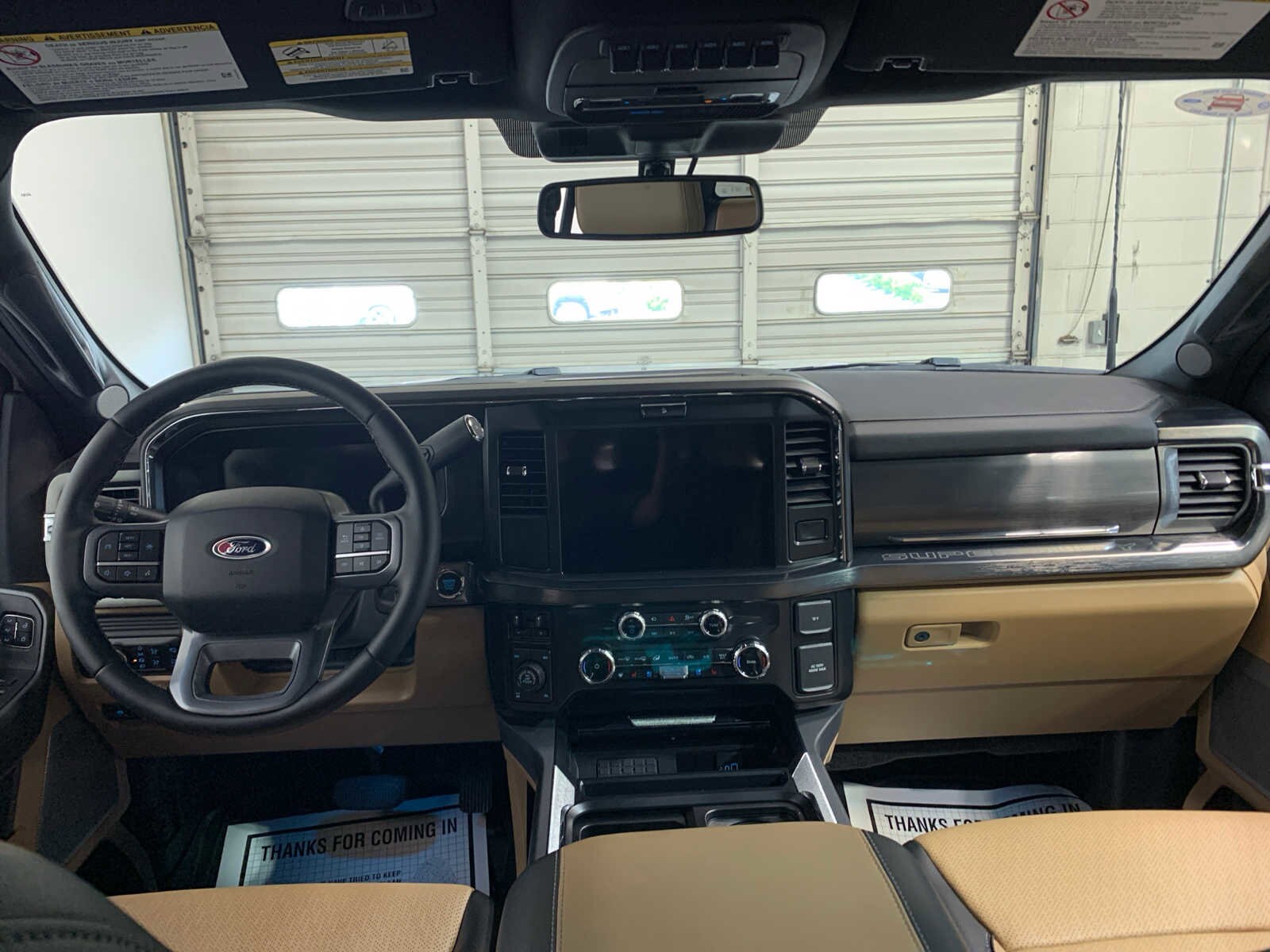 2025 Ford F-250 Lariat photo 3