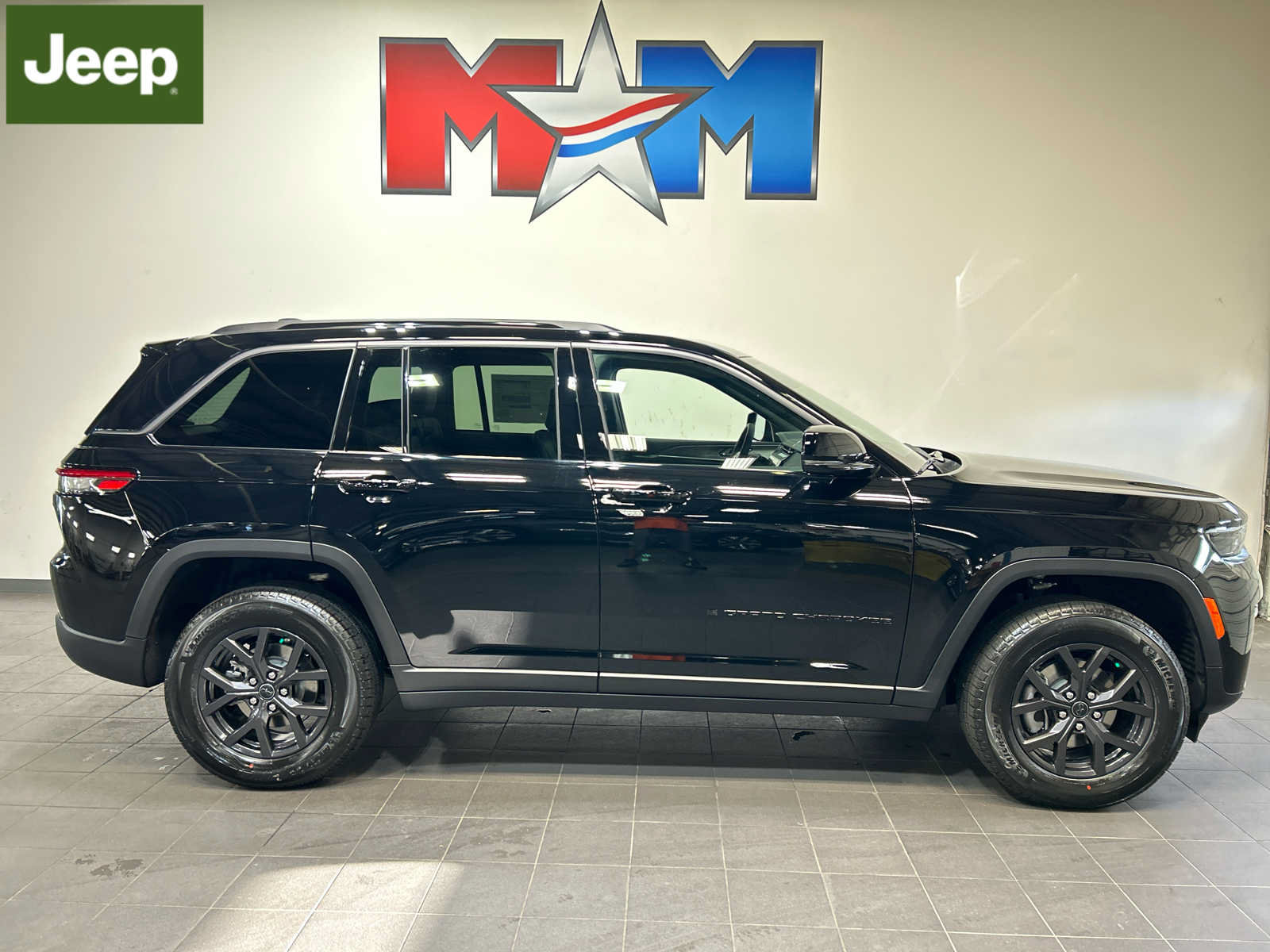 2027 Jeep Grand Cherokee
