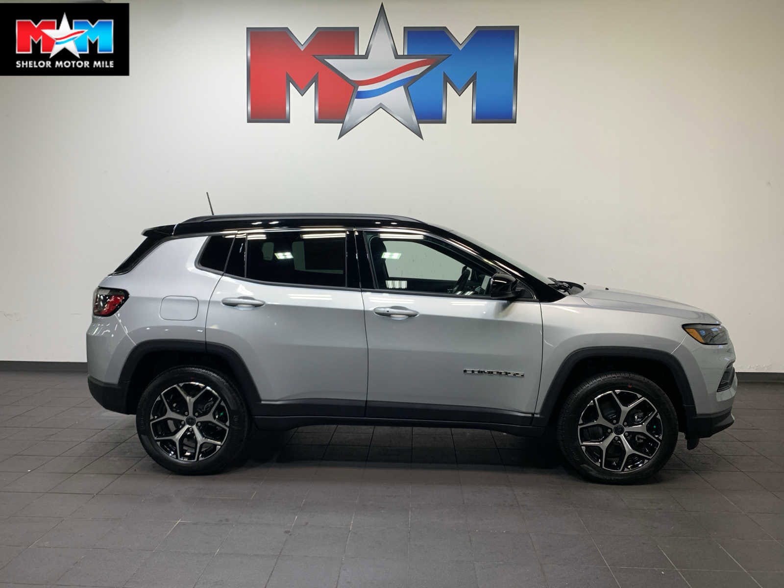 2026 Jeep Compass Limited's photo