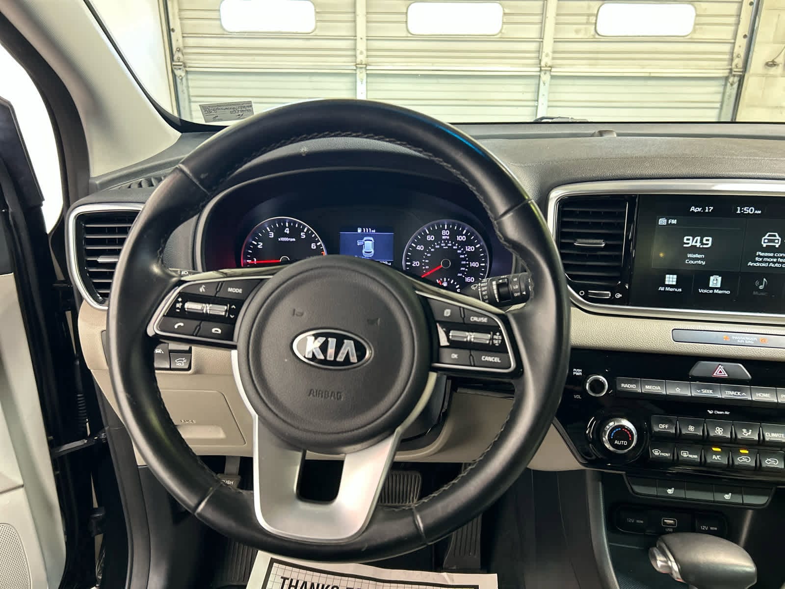 2022 Kia Sportage EX - Photo 8