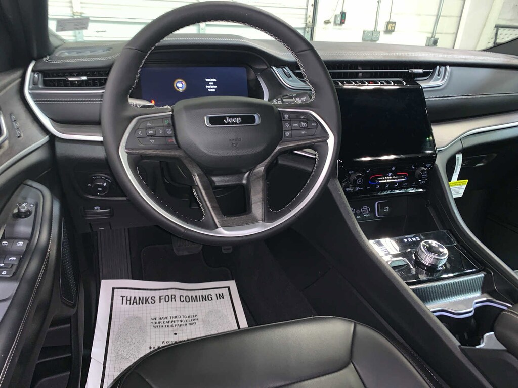 New 2025 Jeep Grand Cherokee Limited Sport Utility